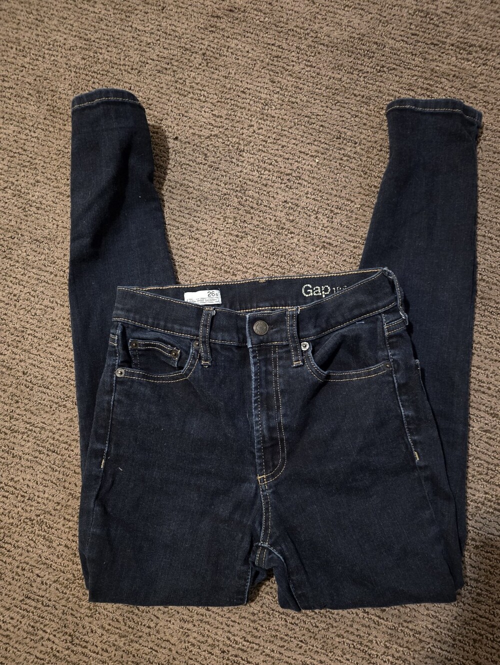 GAP Women's Skinny Jeans in Dark Indigo